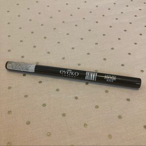 🦋 5 for 25 🦋 eyeko skinny liquid eyeliner black